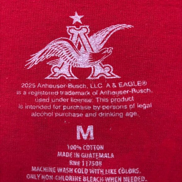 Budweiser Logo T-shirt size medium - Picture 4 of 4